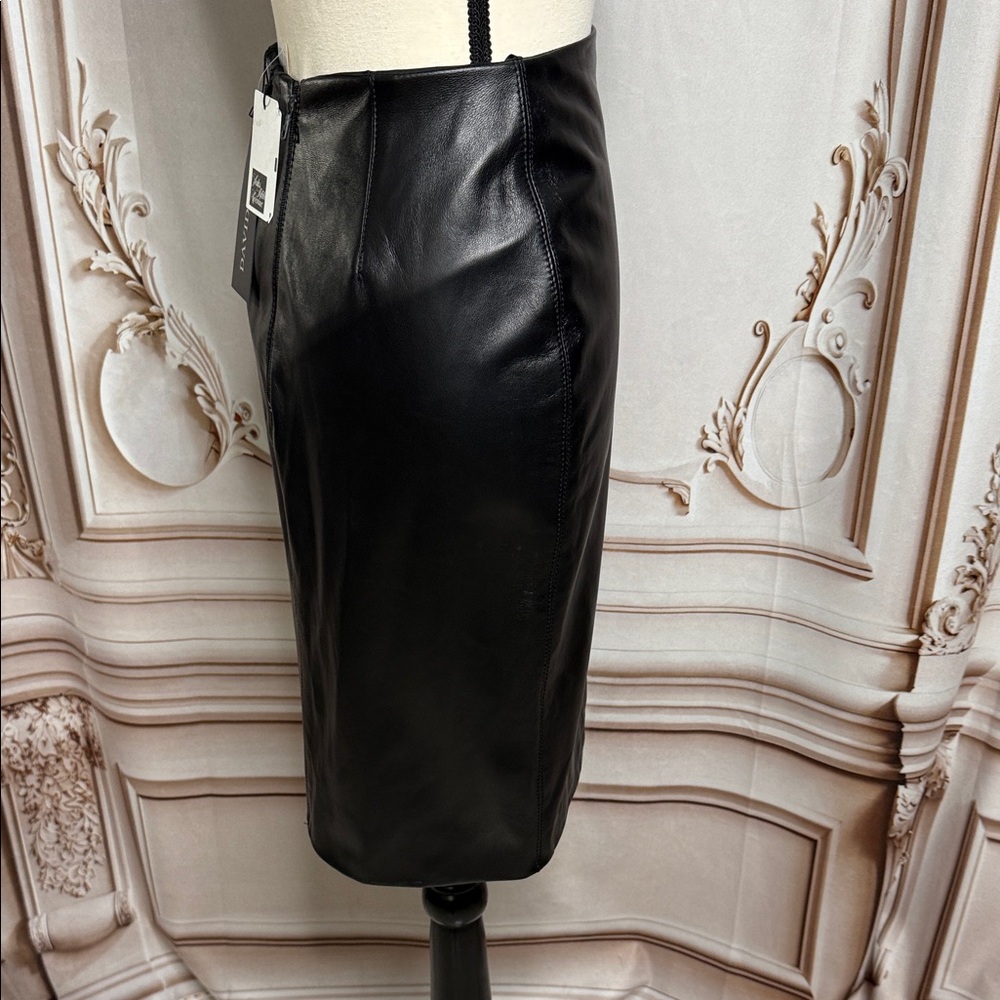 Sleek Black Lace-Up Midi Skirt - Picture 4 of 5